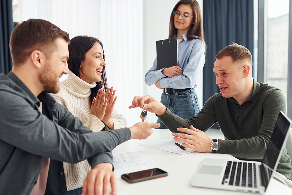 EVERSTONE WEALTH Company is a licensed trustee authorized to hold landed property in Cambodia.